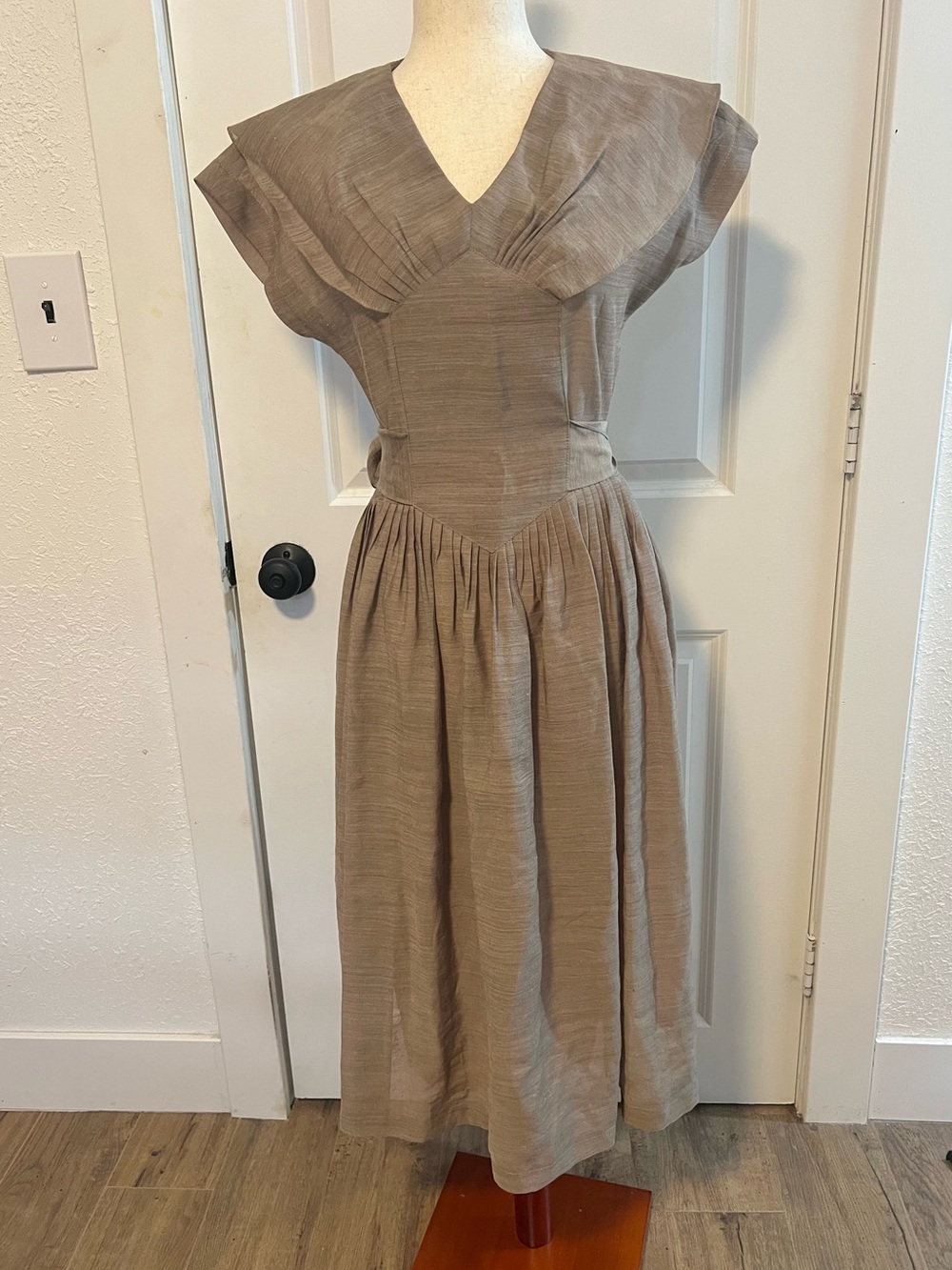 VNTG 90s Korean Vintage Hanbok-Inspired Taupe Midi Dress Ruffle Collar Back Bow